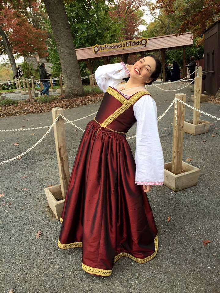 Shushanna's 16th Century Italian garb, Chemise in progress